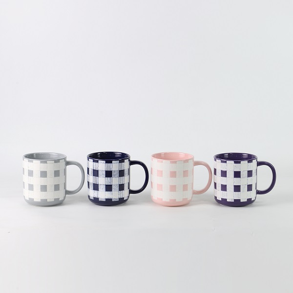 Mencari mug yang praktikal lagi cantik? Temui bagaimana siri cawan yang dilukis tangan BYF boleh menambah kegembiraan dalam kehidupan seharian anda!