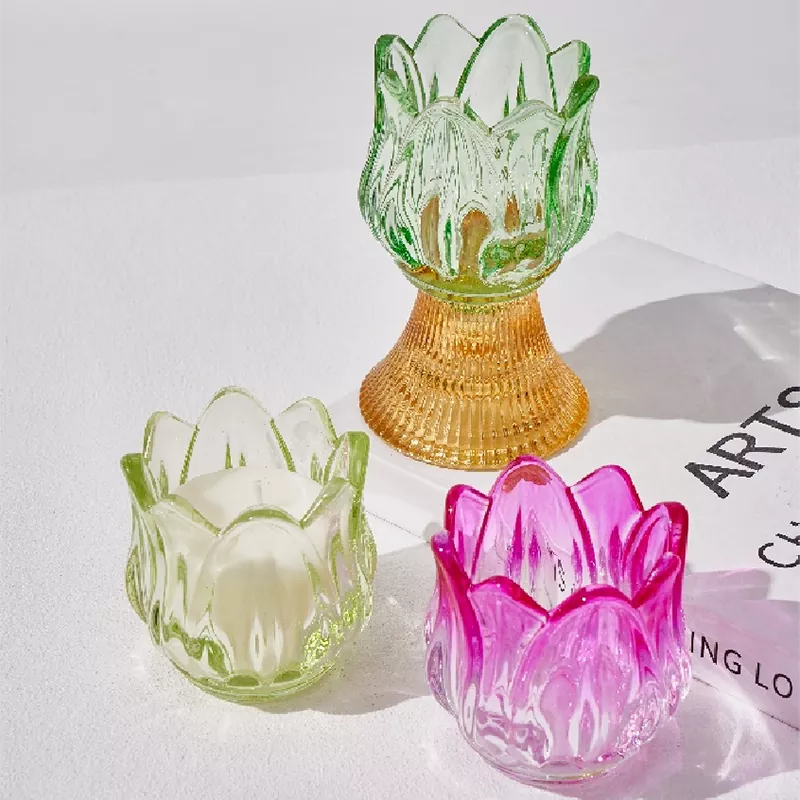 Candlestick Kaca Merveilles Florales berwarna