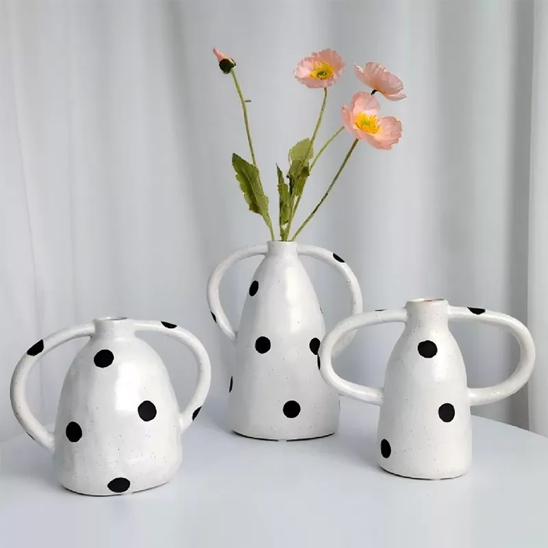 Pasu Batu Polka Dot