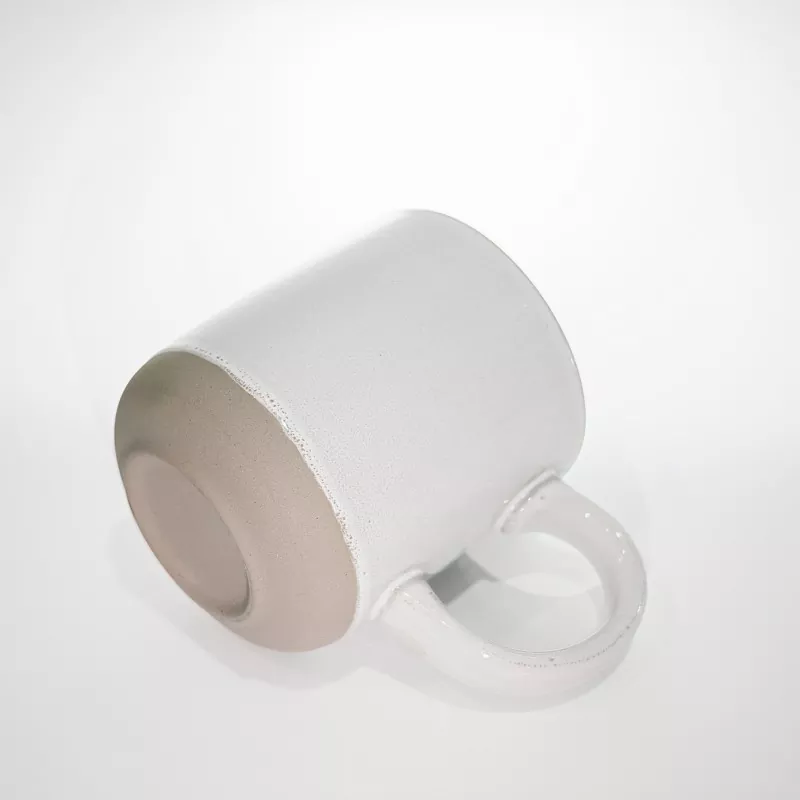 Mug Putih Perjalanan Seramik Moden yang Mudah